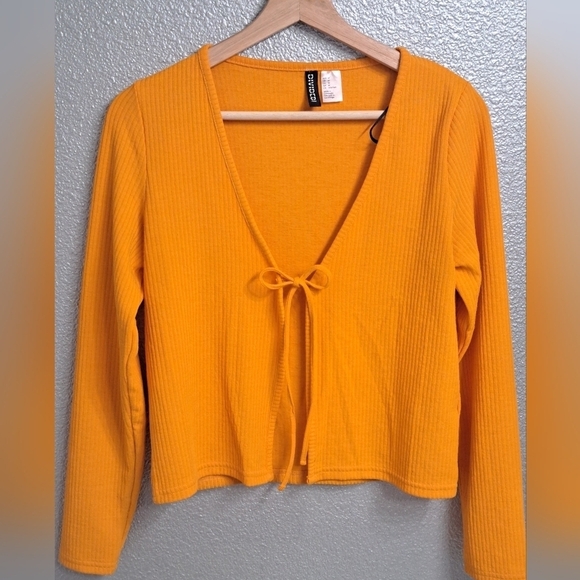 H&M  Orange Tie Front Jeresy Knit    Size M - Picture 5 of 9